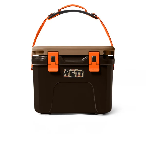 YETI Roadie 15 WETLANDS CAMO - Image 5